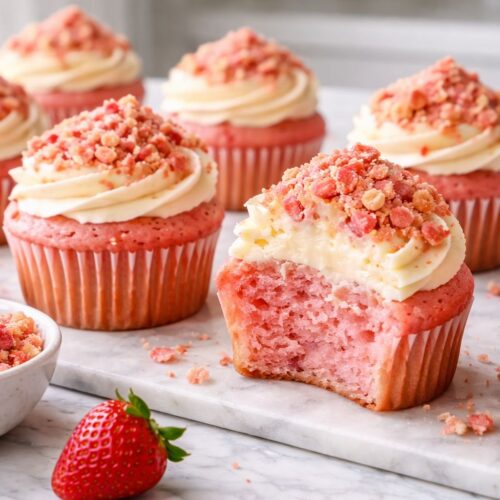 Strawberry Crunch Cupcakes Recipe