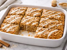 Cinnamon Roll Baked Oatmeal Squares